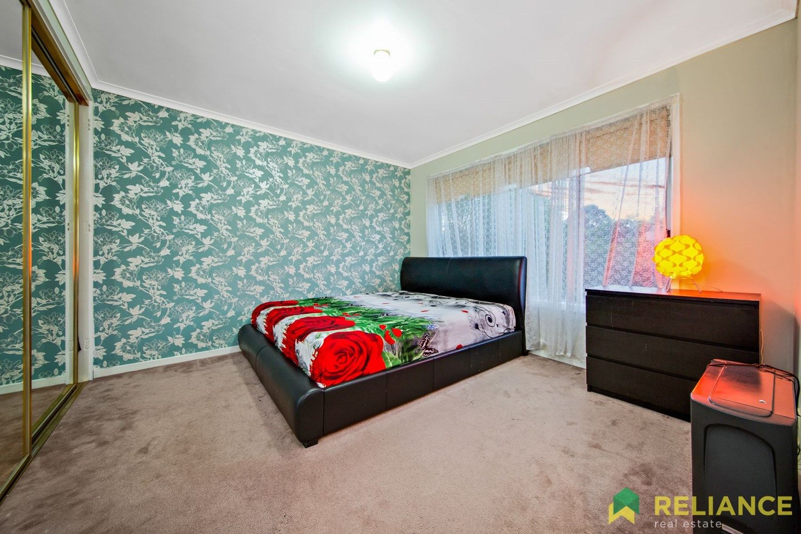 9 Charles Court, Melton South VIC 3338, Image 2