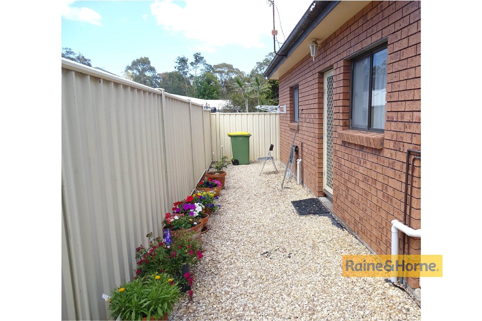 1 bedrooms Apartment / Unit / Flat in 1/19 Mascot Street WOY WOY NSW, 2256