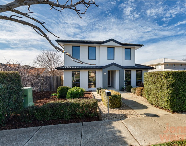 16 De Bortoli Street, Harrison ACT 2914