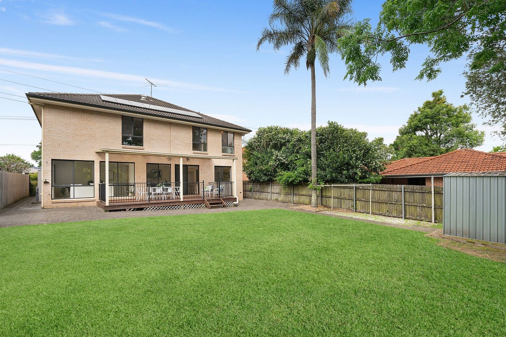 6 bedrooms House in 233 Quarry Road RYDE NSW, 2112