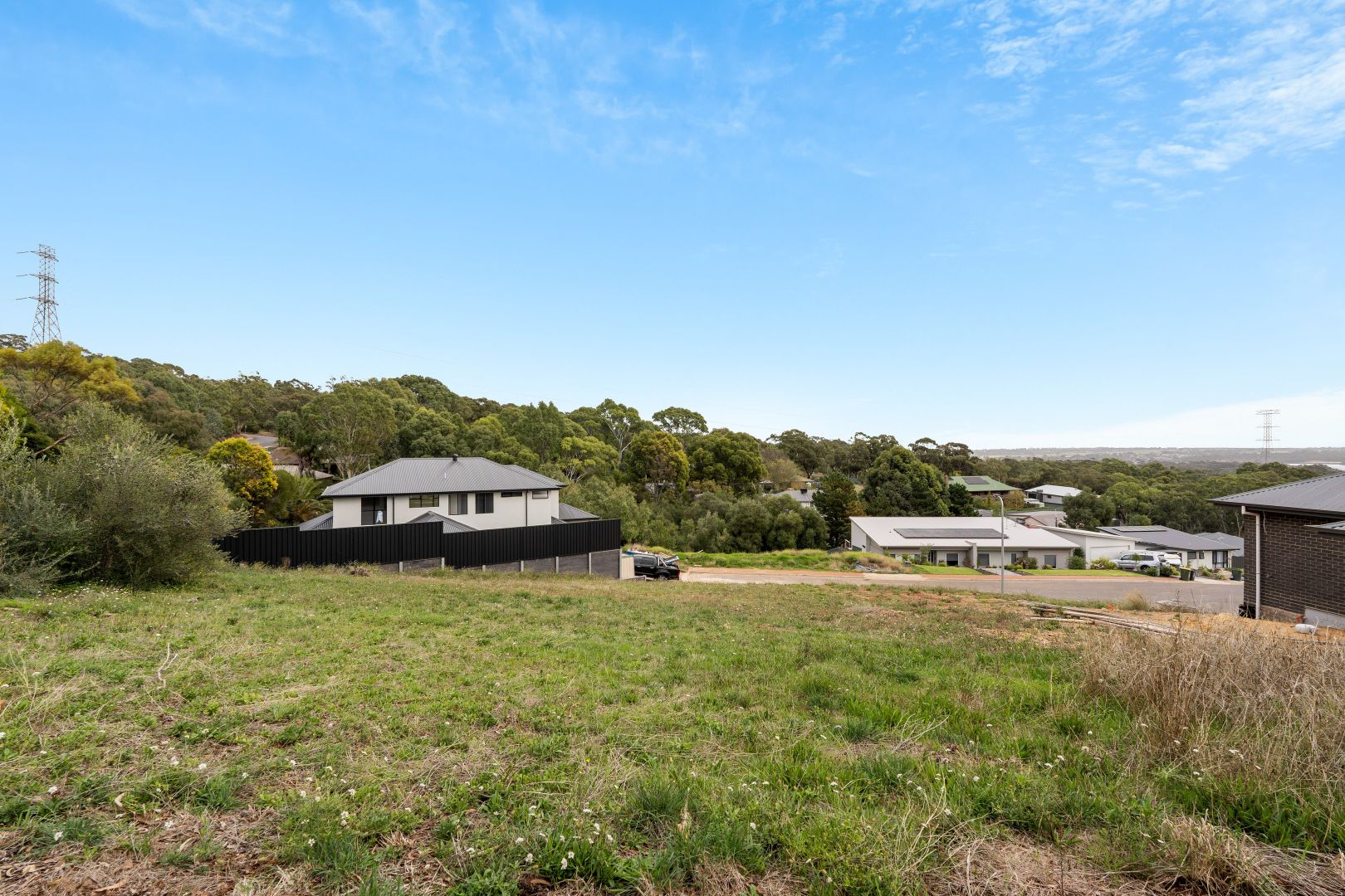 5 Kalev Court, Happy Valley SA 5159, Image 2