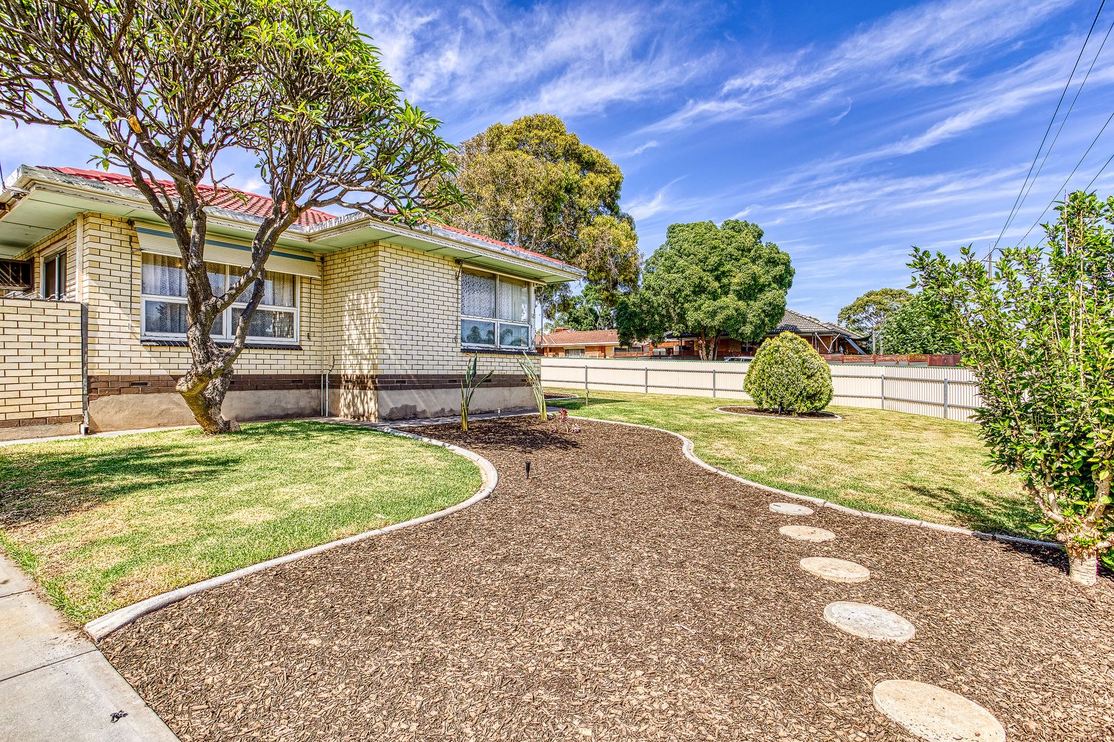 192 Seacombe Road, Seaview Downs SA 5049, Image 2