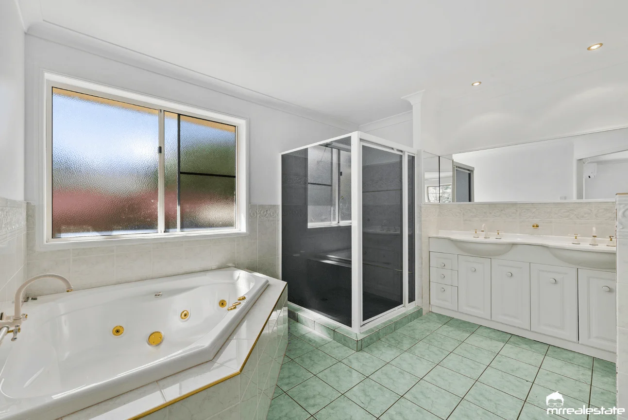 Additional image 8 of 8 Archer View Terrace, Frenchville QLD 4701