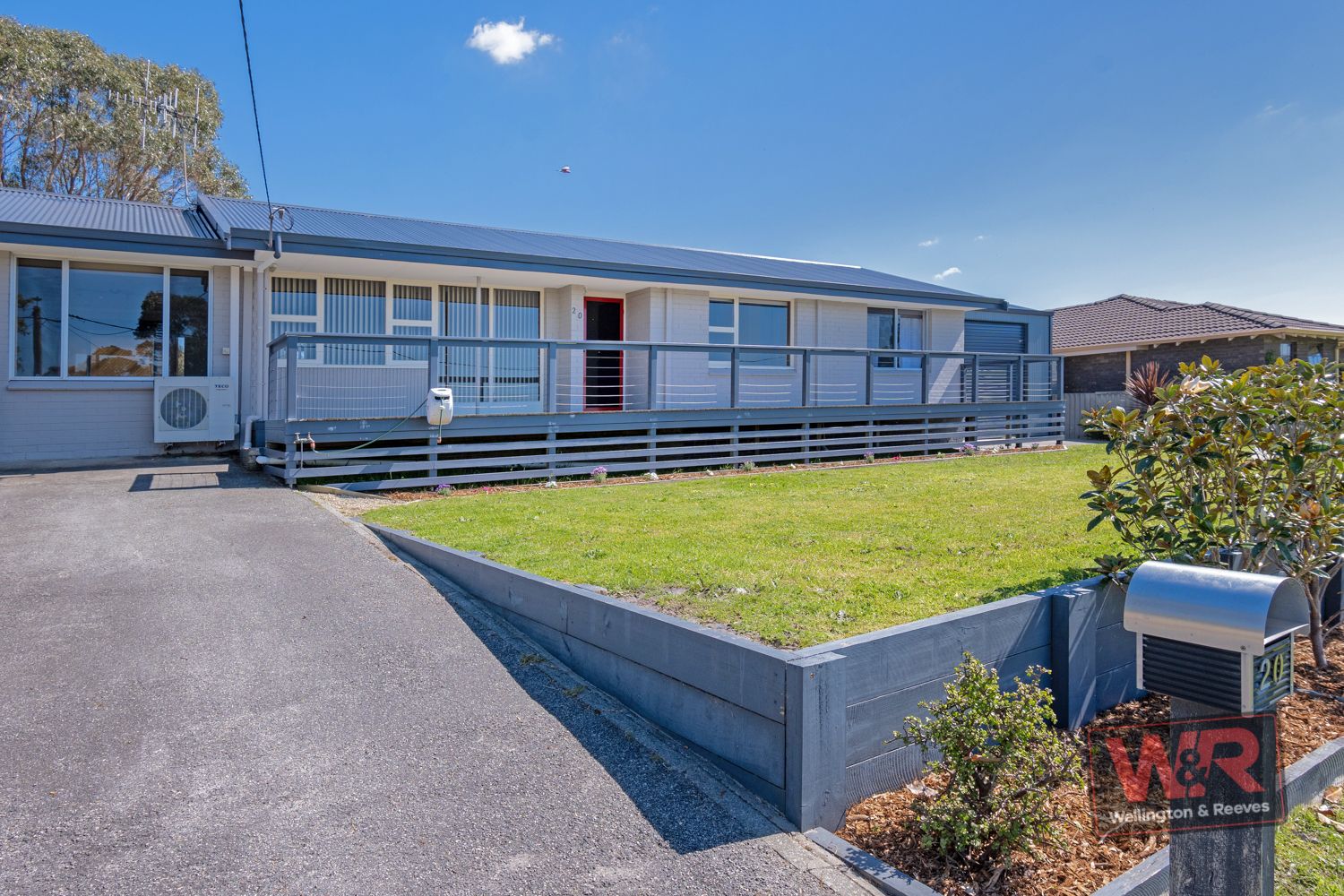 20 Manley Crescent, Collingwood Heights WA 6330, Image 2