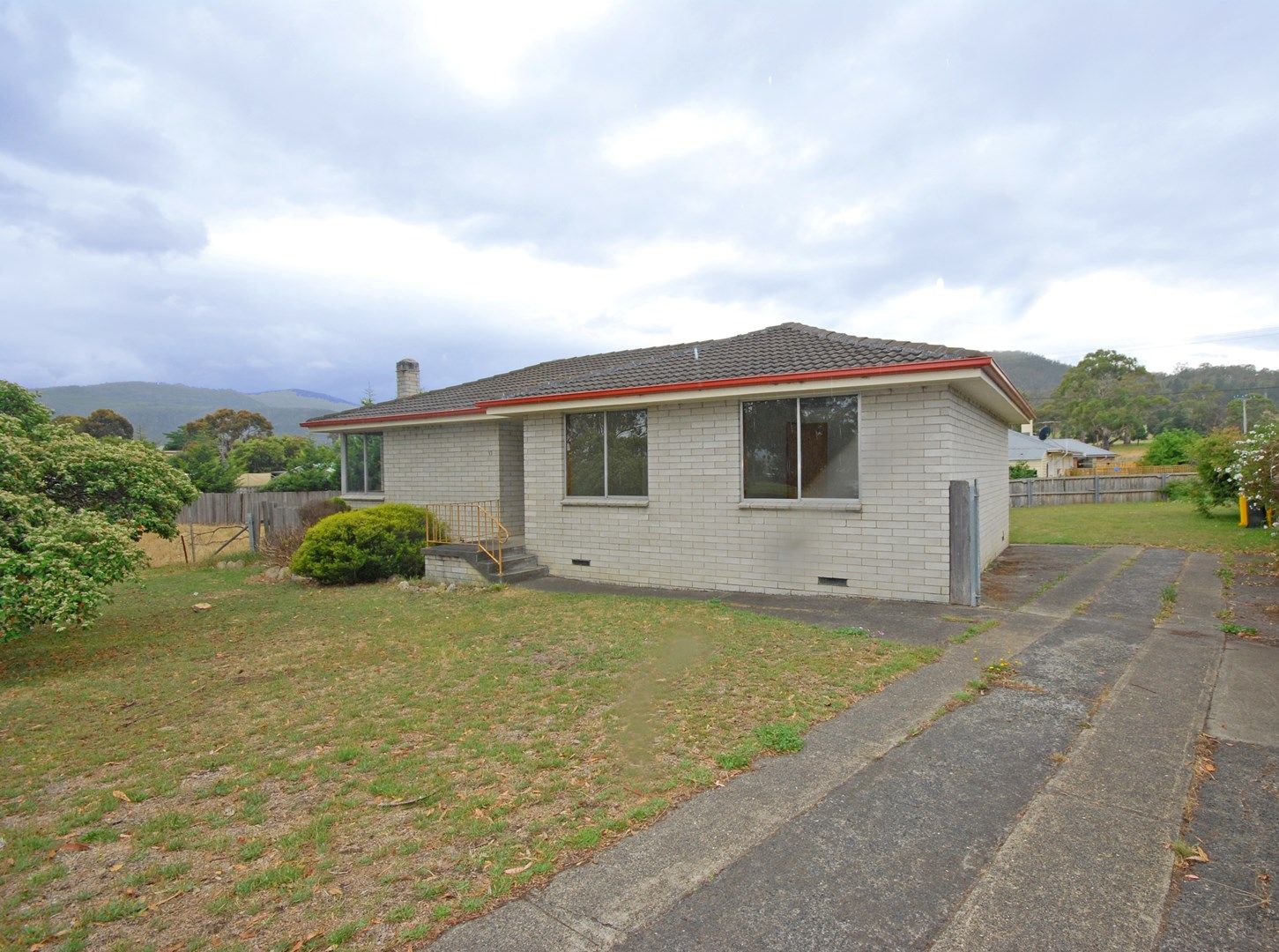 13 Henry Crescent, New Norfolk TAS 7140, Image 0