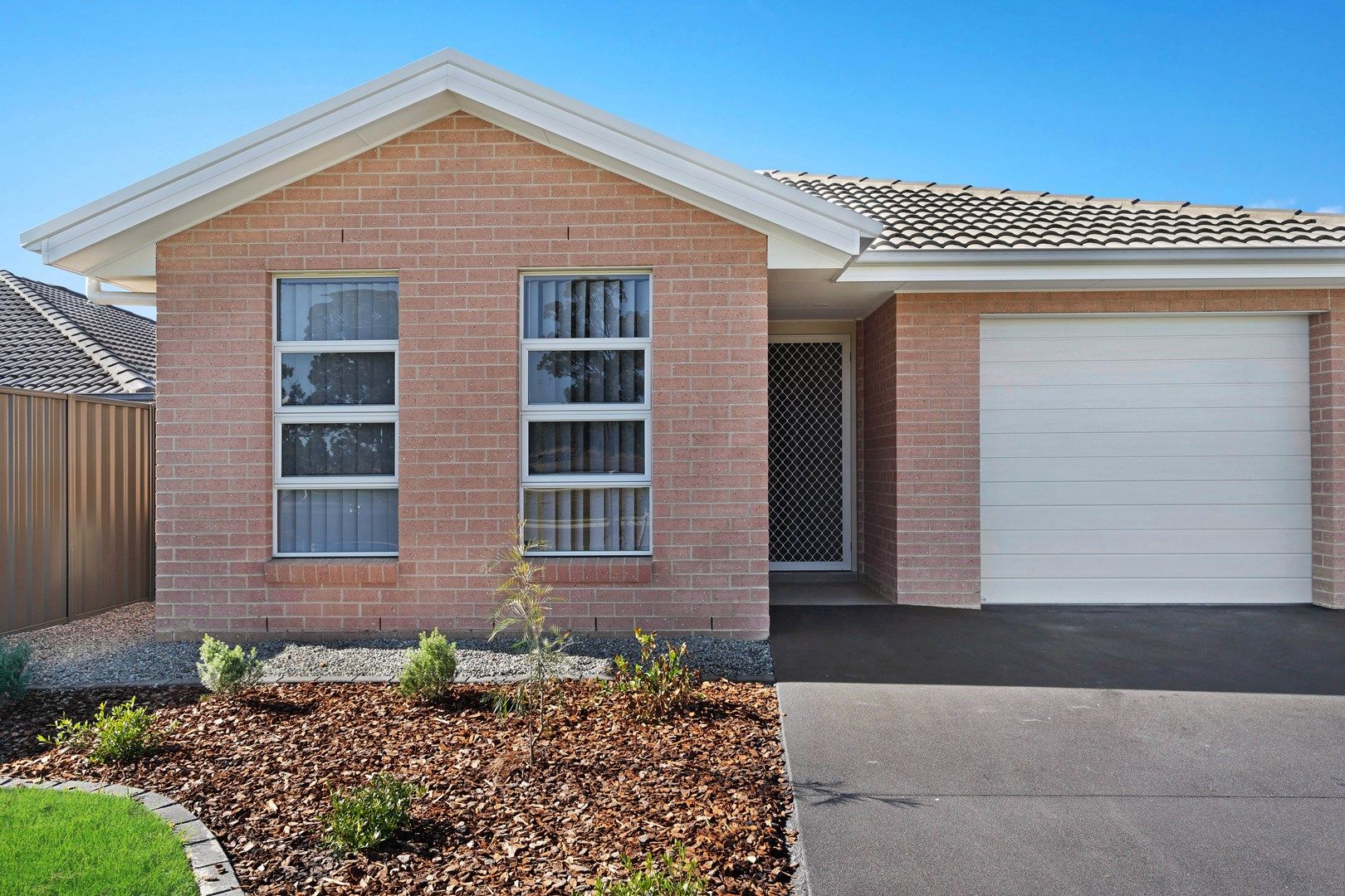 3 bedrooms House in 2/20 Glen Ayr Avenue CLIFTLEIGH NSW, 2321