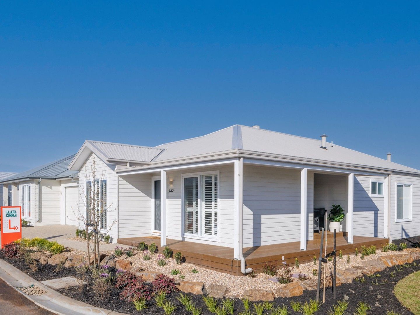 Lifestyle Meridian Apartments 9 Twynam Road, Clyde North, VIC 3978