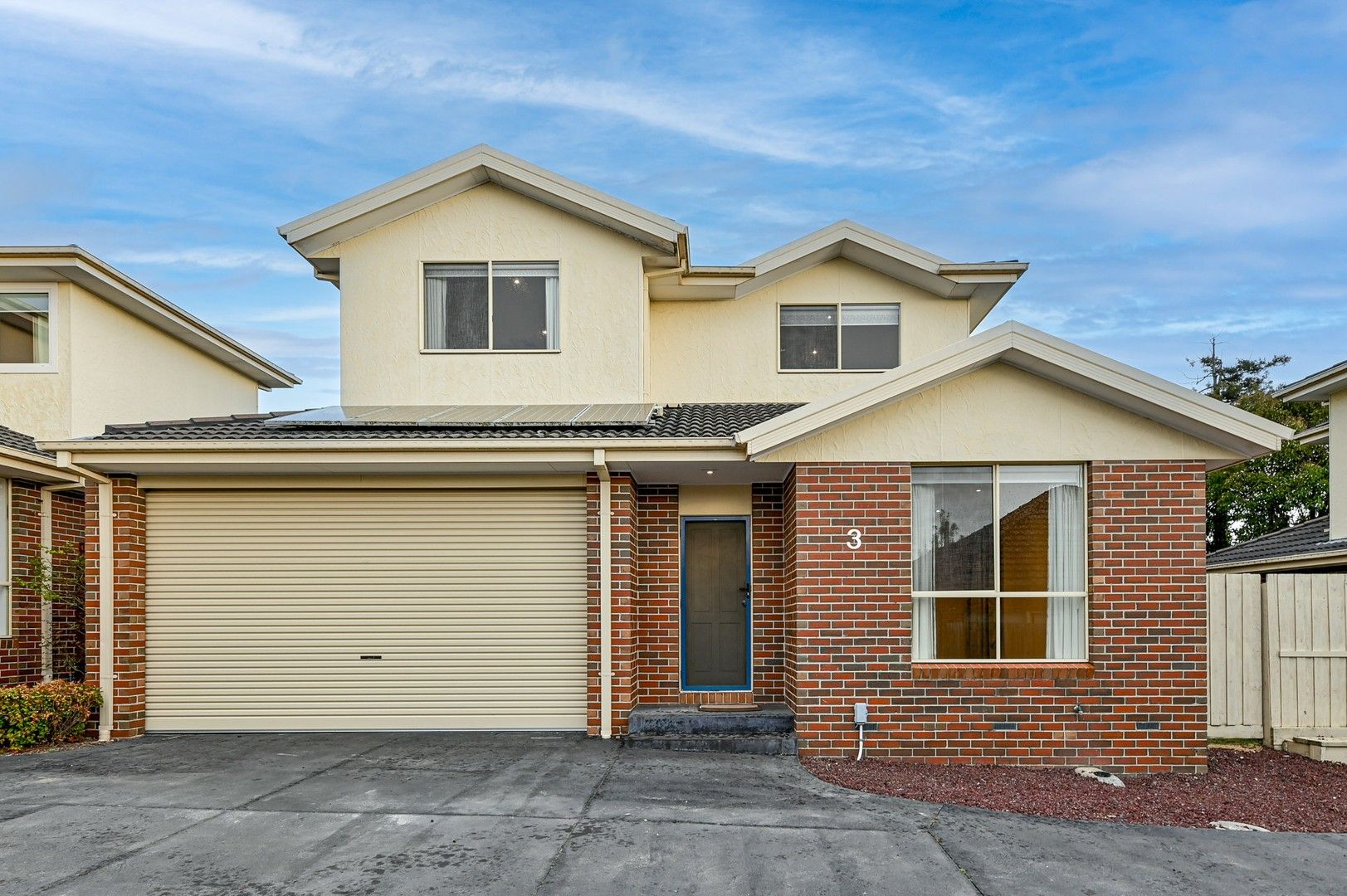2 bedrooms Townhouse in 3/12 Oak Avenue BORONIA VIC, 3155