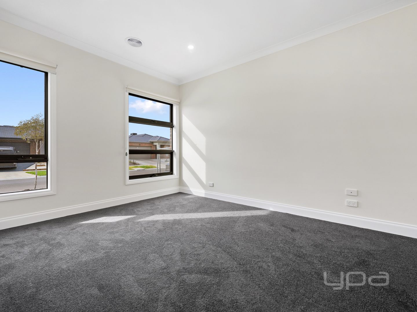 18 Sunset Avenue, Harkness VIC 3337, Image 1