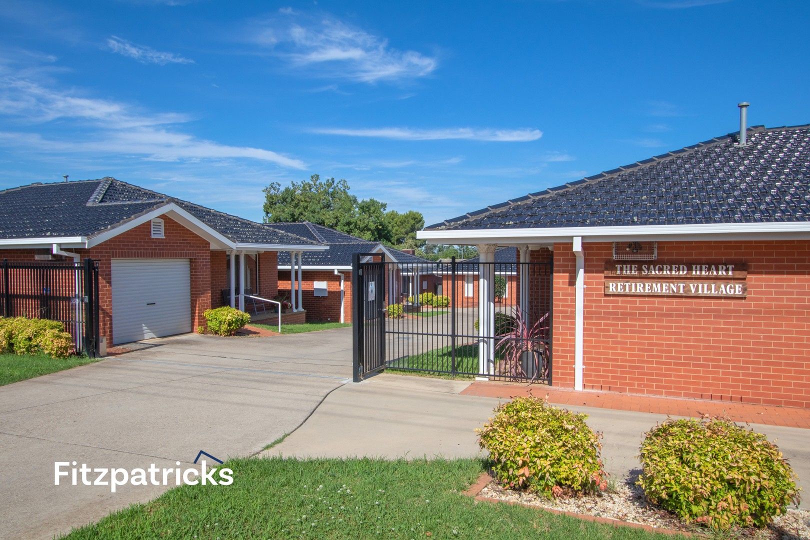 1/299 Lake Albert Road, Kooringal NSW 2650, Image 0