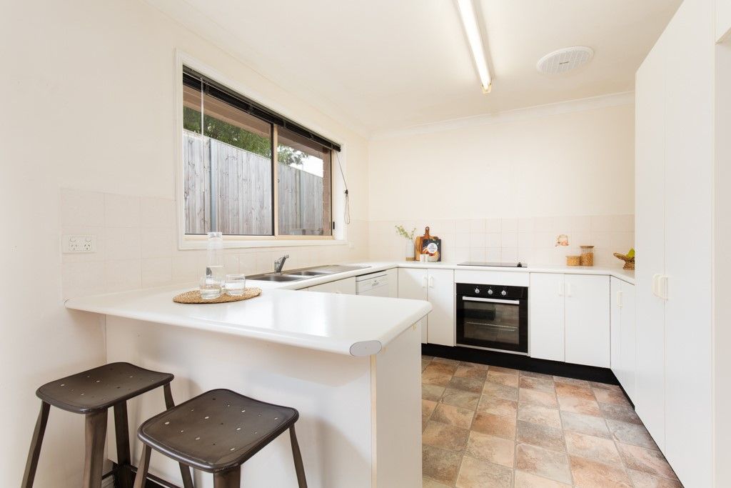 2/14 Sovereign Close, Floraville NSW 2280, Image 2