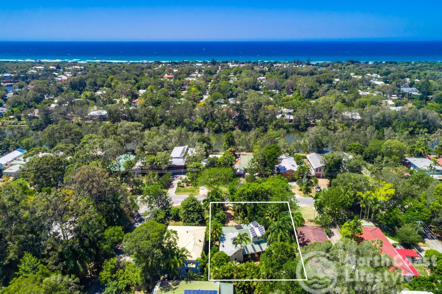 18 Elizabeth Avenue, South Golden Beach NSW 2483, Image 2