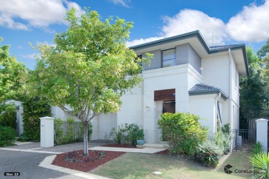 3 bedrooms Townhouse in 9/1 Assembly drive VARSITY LAKES QLD, 4227