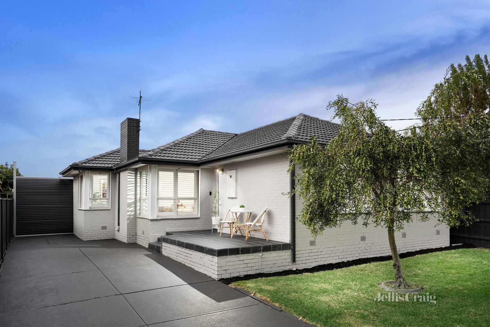 18 Deutscher Street, Avondale Heights VIC 3034, Image 0