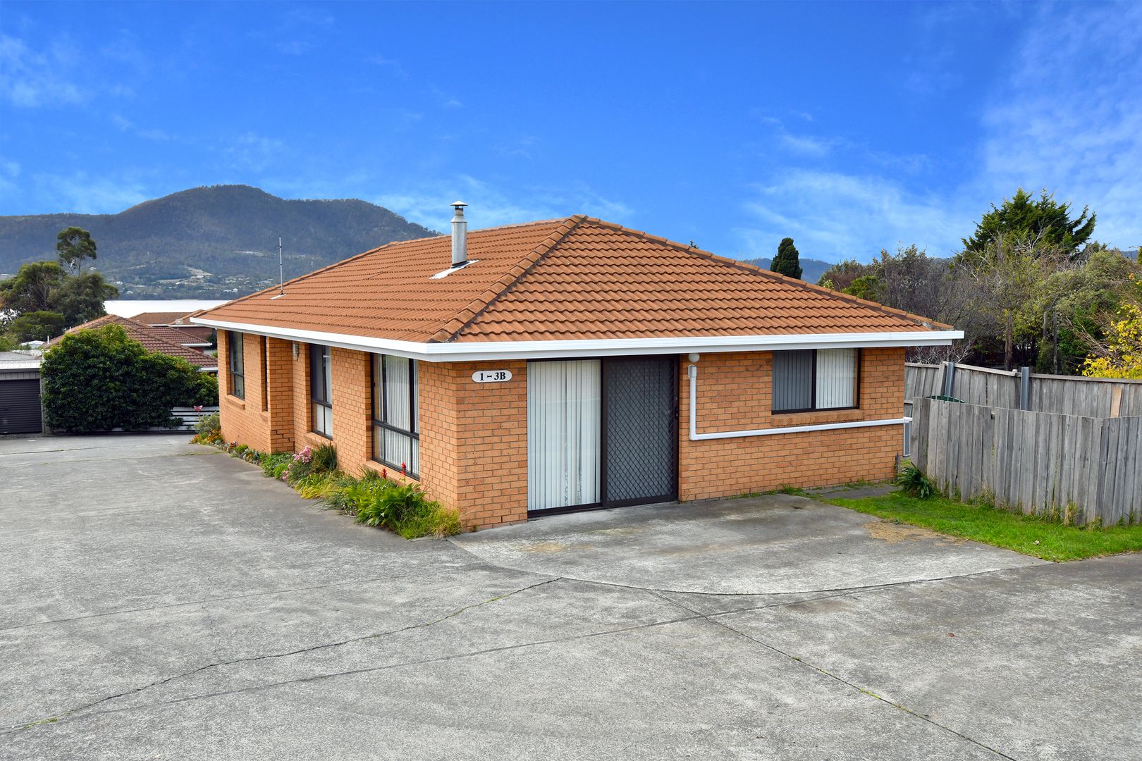 1/3B Shenstone Place, Montrose TAS 7010, Image 2