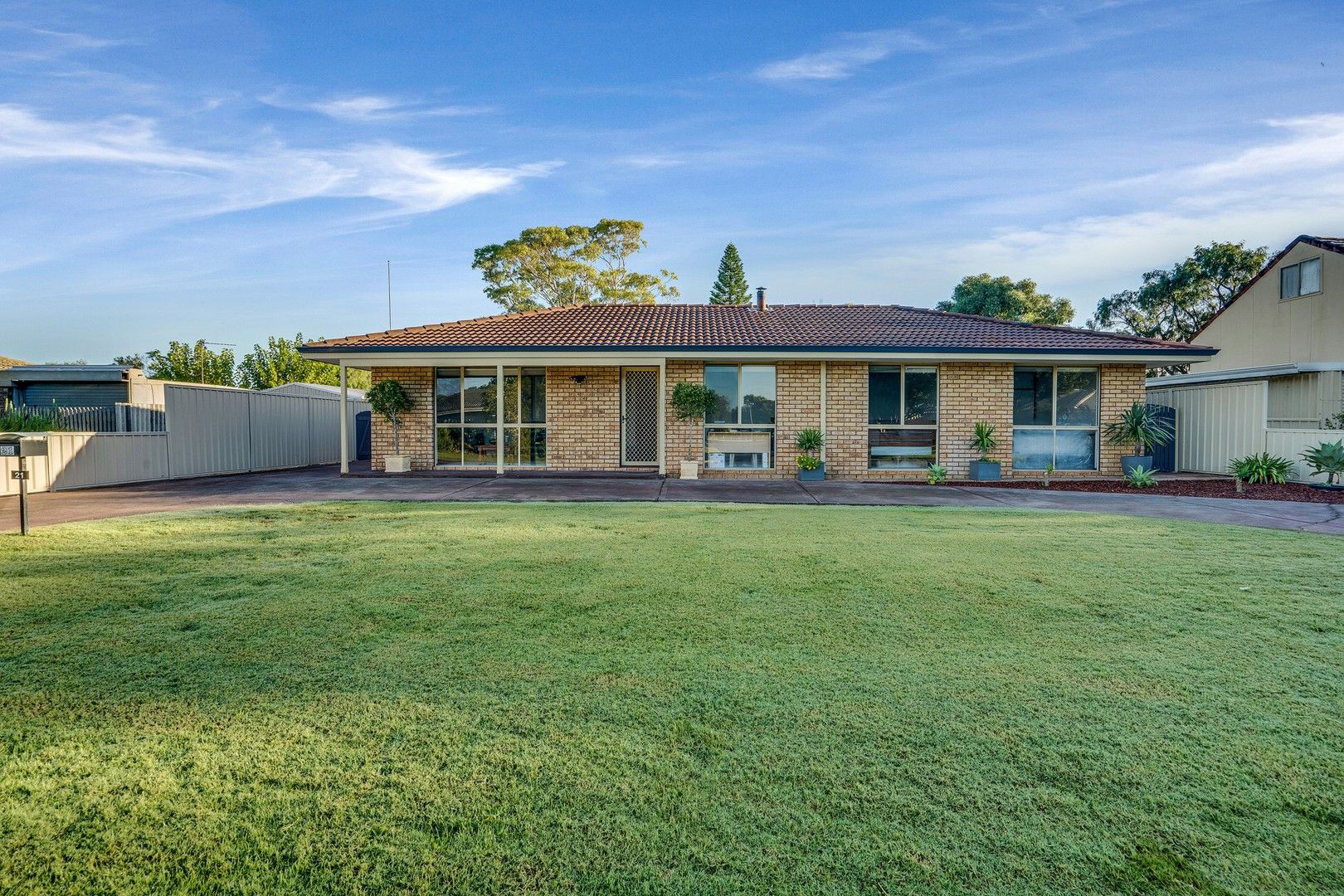 4 bedrooms House in 21 Bignell Drive WEST BUSSELTON WA, 6280