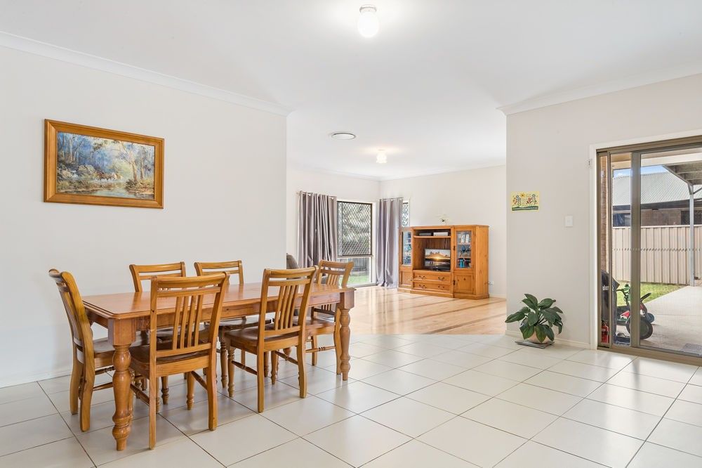 18 Rainbird Circuit, Kallangur QLD 4503, Image 2