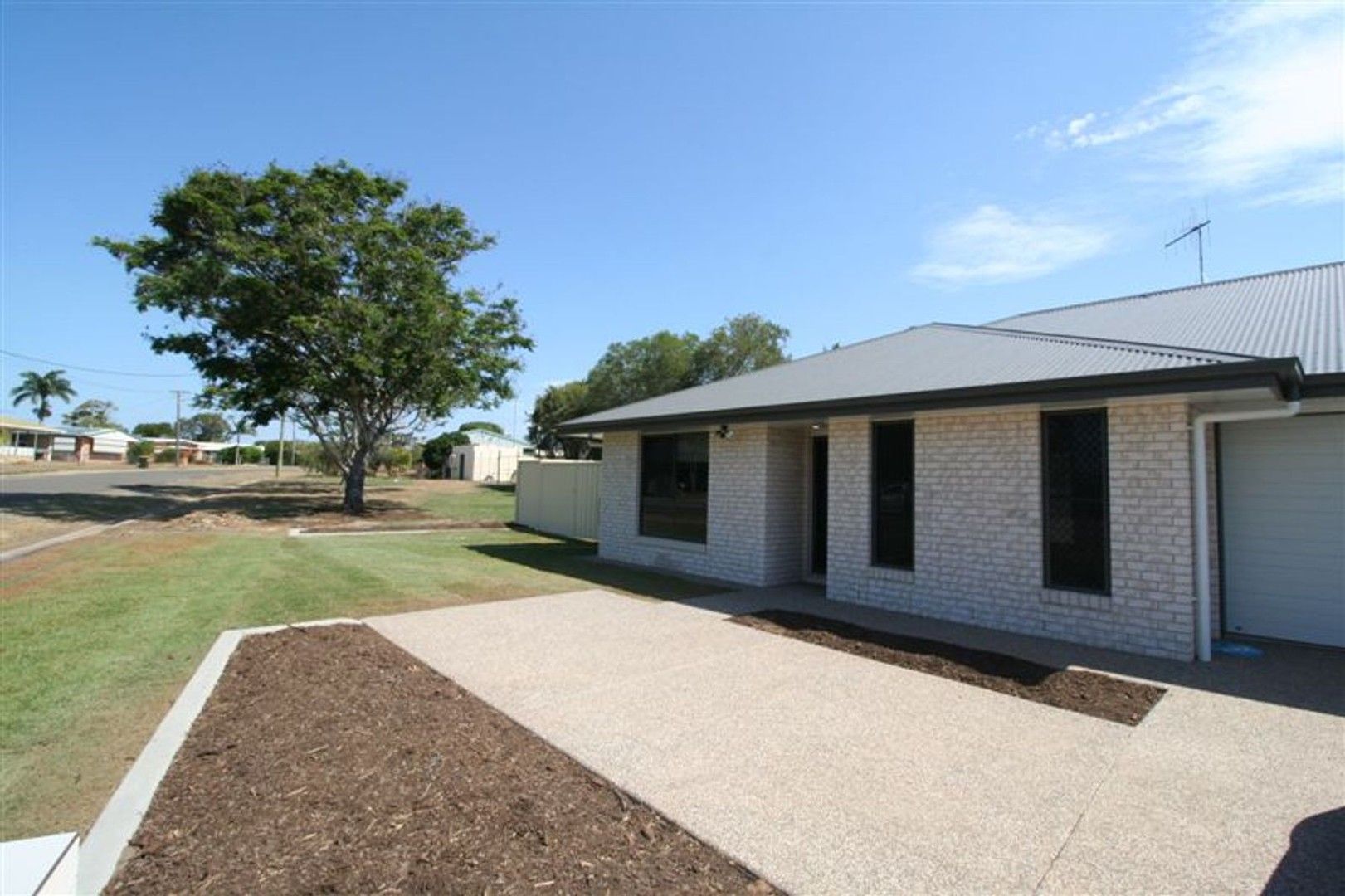 3 bedrooms Apartment / Unit / Flat in 2/6 Churchward Street KEPNOCK QLD, 4670