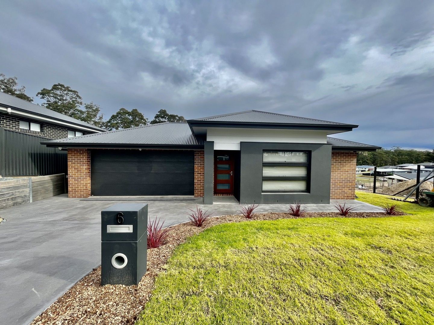 4 bedrooms House in 6 Brooke Way SUNSHINE BAY NSW, 2536