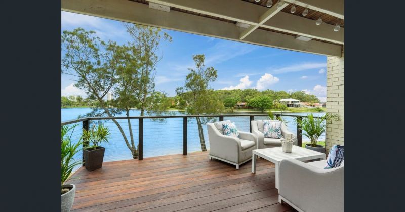 2 bedrooms Townhouse in 6/8 Sunbird Street BURLEIGH WATERS QLD, 4220