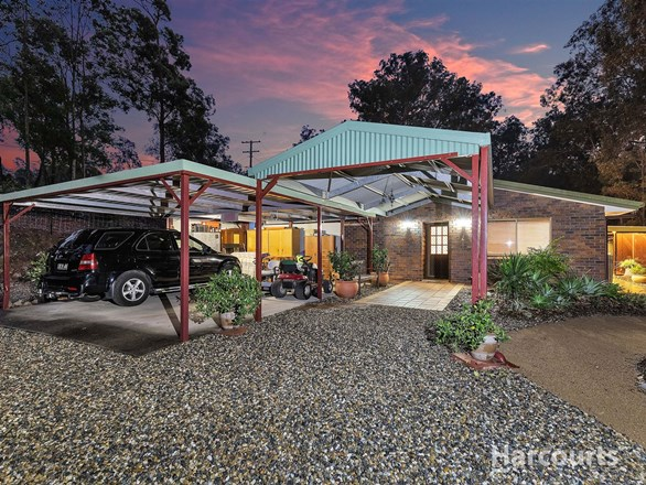 7 Branch Creek Road, Clear Mountain QLD 4500