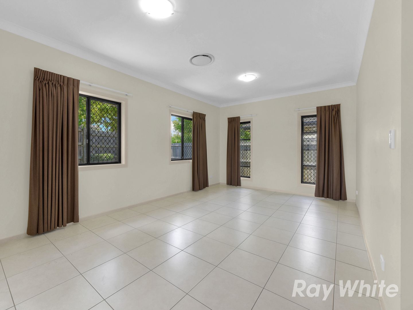 16 Whyalla Close, Bracken Ridge QLD 4017, Image 2