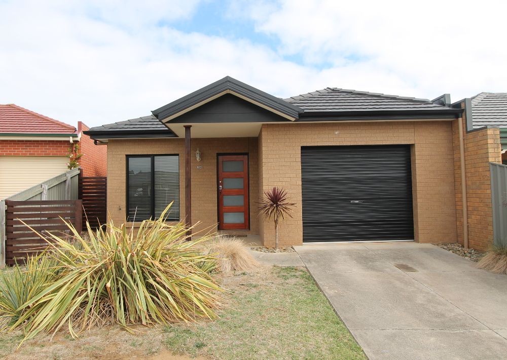 10 Schomberg Place, Warrnambool VIC 3280, Image 0