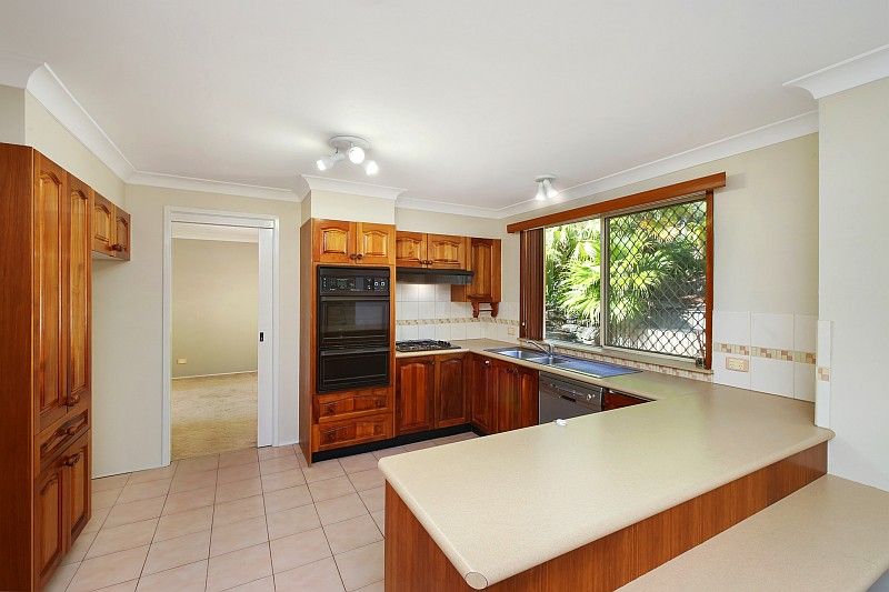 3 Yellow Book Close, Terrigal NSW 2260, Image 2