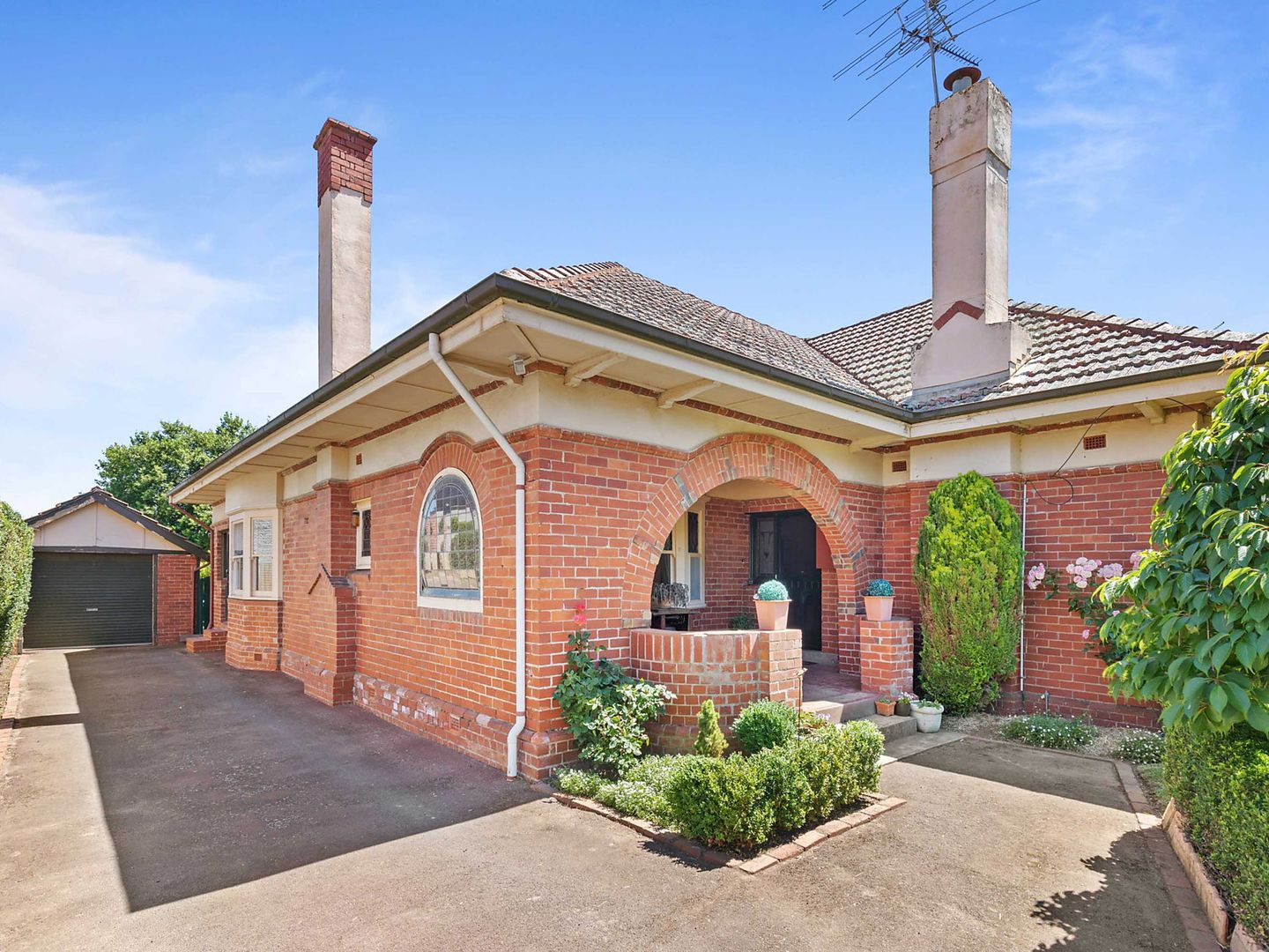 221 Mill Street, Lake Wendouree VIC 3350, Image 1