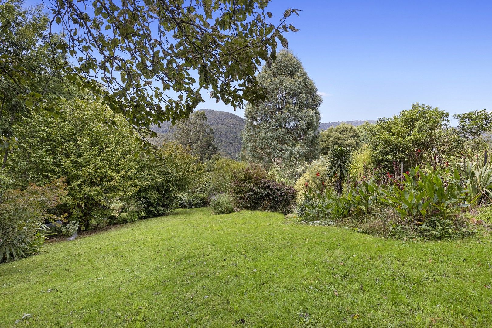 2c Ferndale Road, Warburton VIC 3799, Image 0