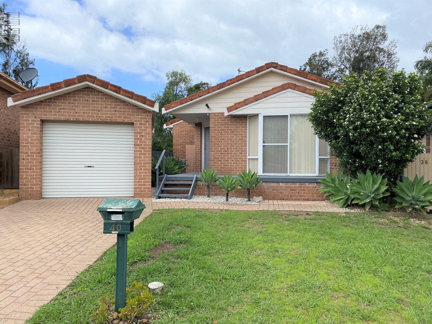 40 Ashmore Crescent, Kanahooka NSW 2530, Image 0