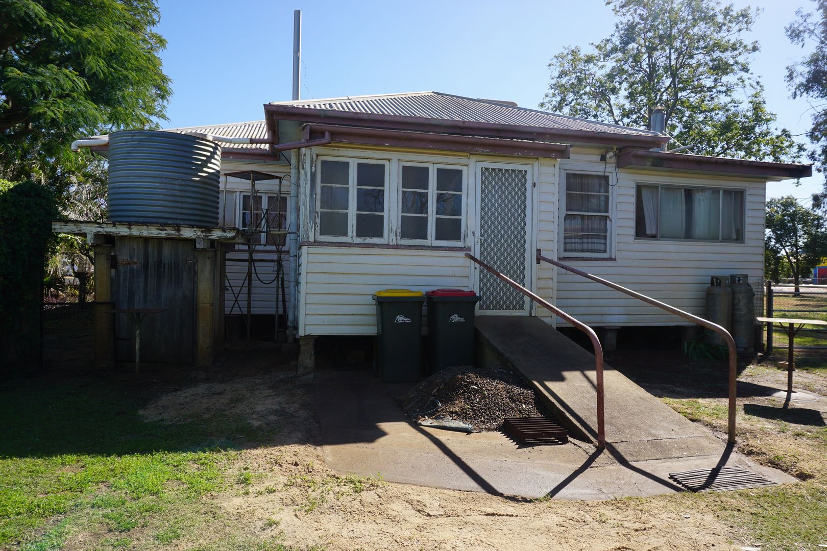 124 VICTORIA STREET, St George QLD 4487, Image 2