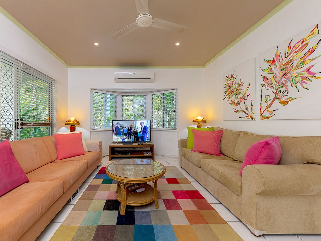 2 bedrooms Apartment / Unit / Flat in 2/20 Terebra Street PALM COVE QLD, 4879