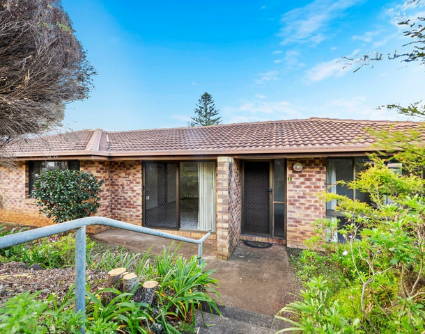 12 Melita Crescent, Wilsonton Heights QLD 4350