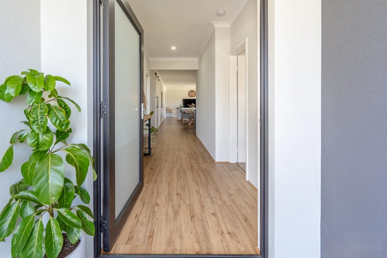 Additional image 4 of 30 Dragonfly Boulevard, Lakelands WA 6180