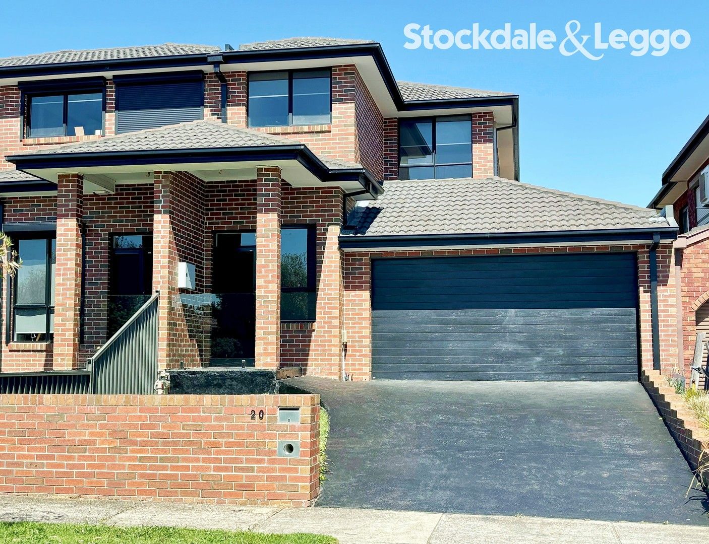 3 bedrooms Townhouse in 20 McLaughlin Crescent MILL PARK VIC, 3082
