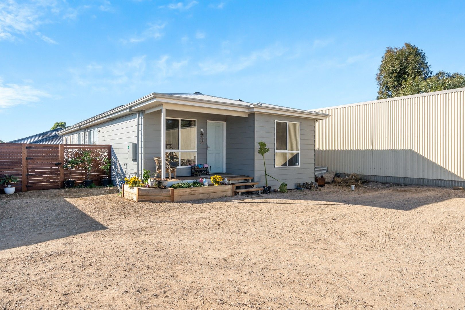 8 Barnabas Crescent, Christie Downs SA 5164, Image 0