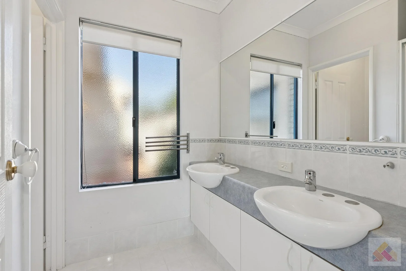 Additional image 11 of 1/41 Bentwood Avenue, Woodlands WA 6018