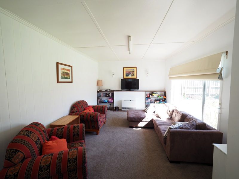 23 Main Street, Derrinallum VIC 3325, Image 2