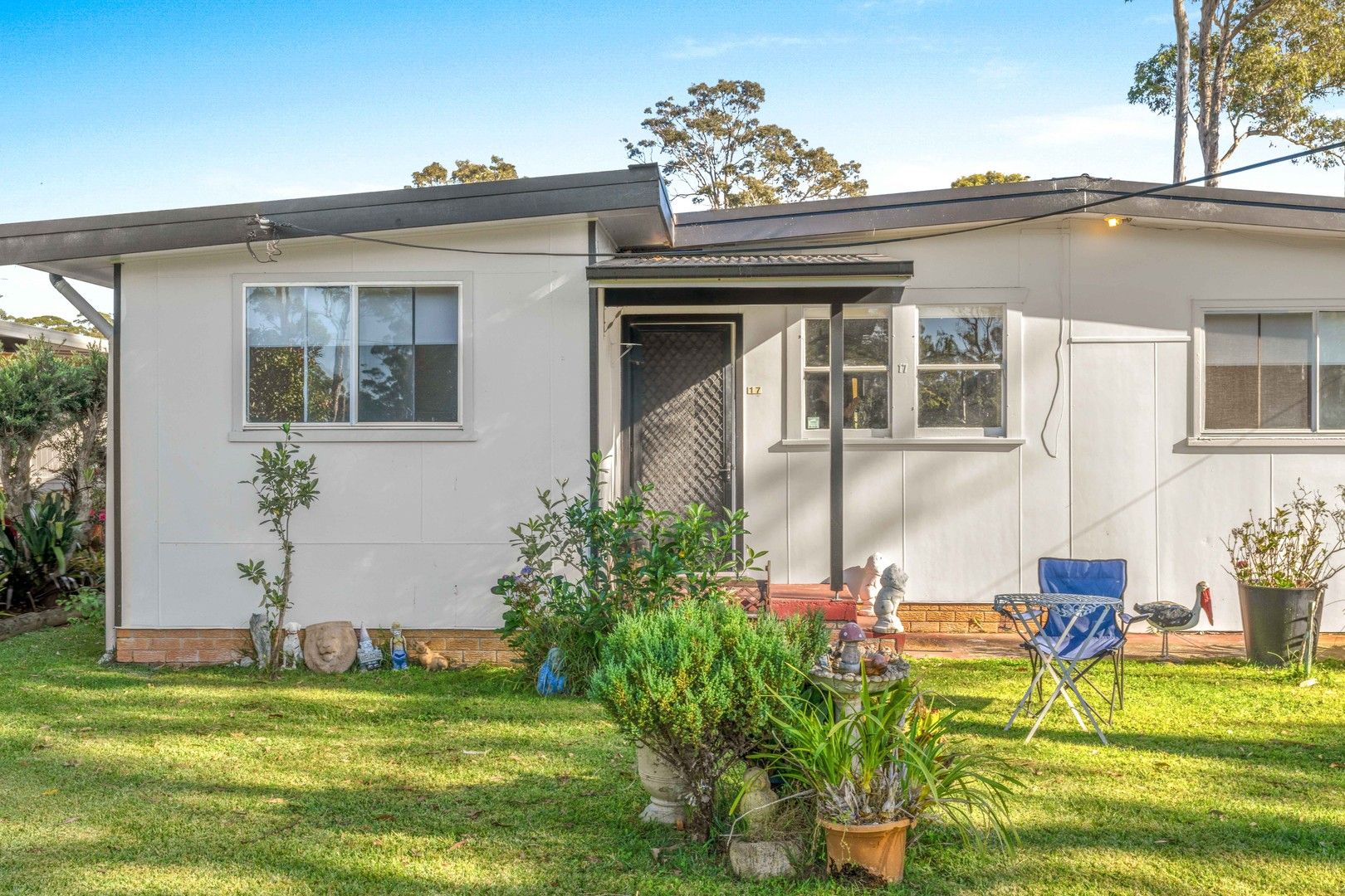 17 Roberts Street, Old Erowal Bay NSW 2540, Image 1