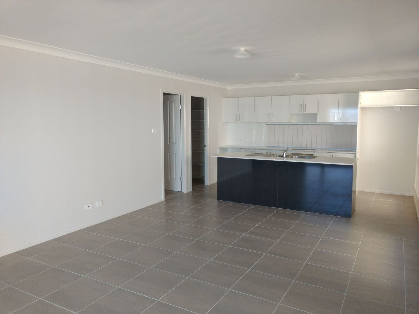 2/1536 Brittany Avenue, Rutherford NSW 2320, Image 1