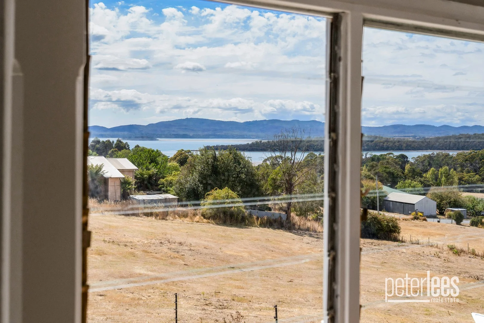 29 Torneys Road, Beauty Point TAS 7270