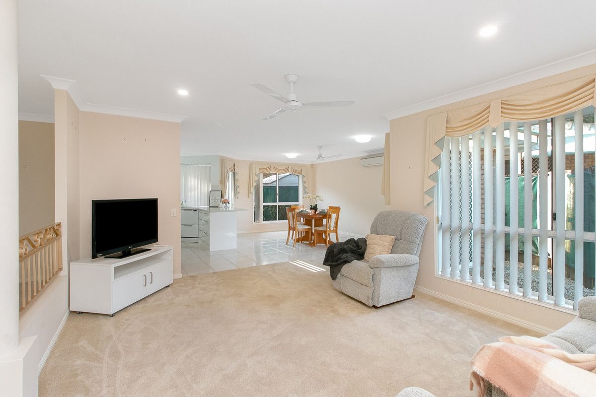 1/16 Riversdale Boulevard, Banora Point NSW 2486