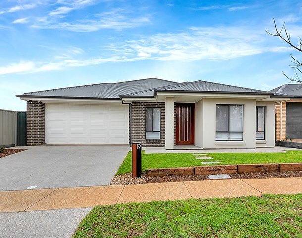 19 Gatley Circuit, Evanston South SA 5116