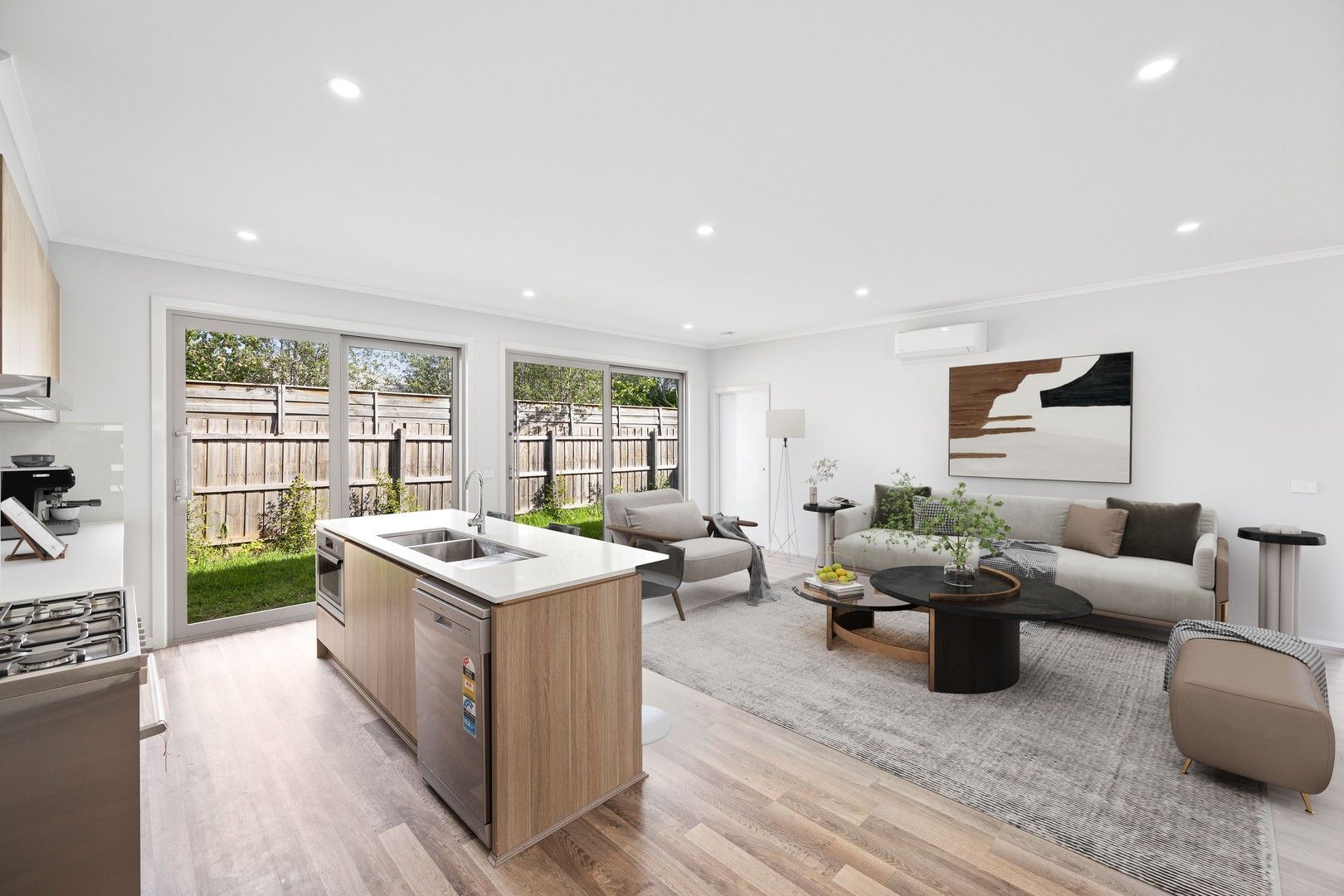 2 bedrooms Apartment / Unit / Flat in 2/9 Deborah Street WERRIBEE VIC, 3030