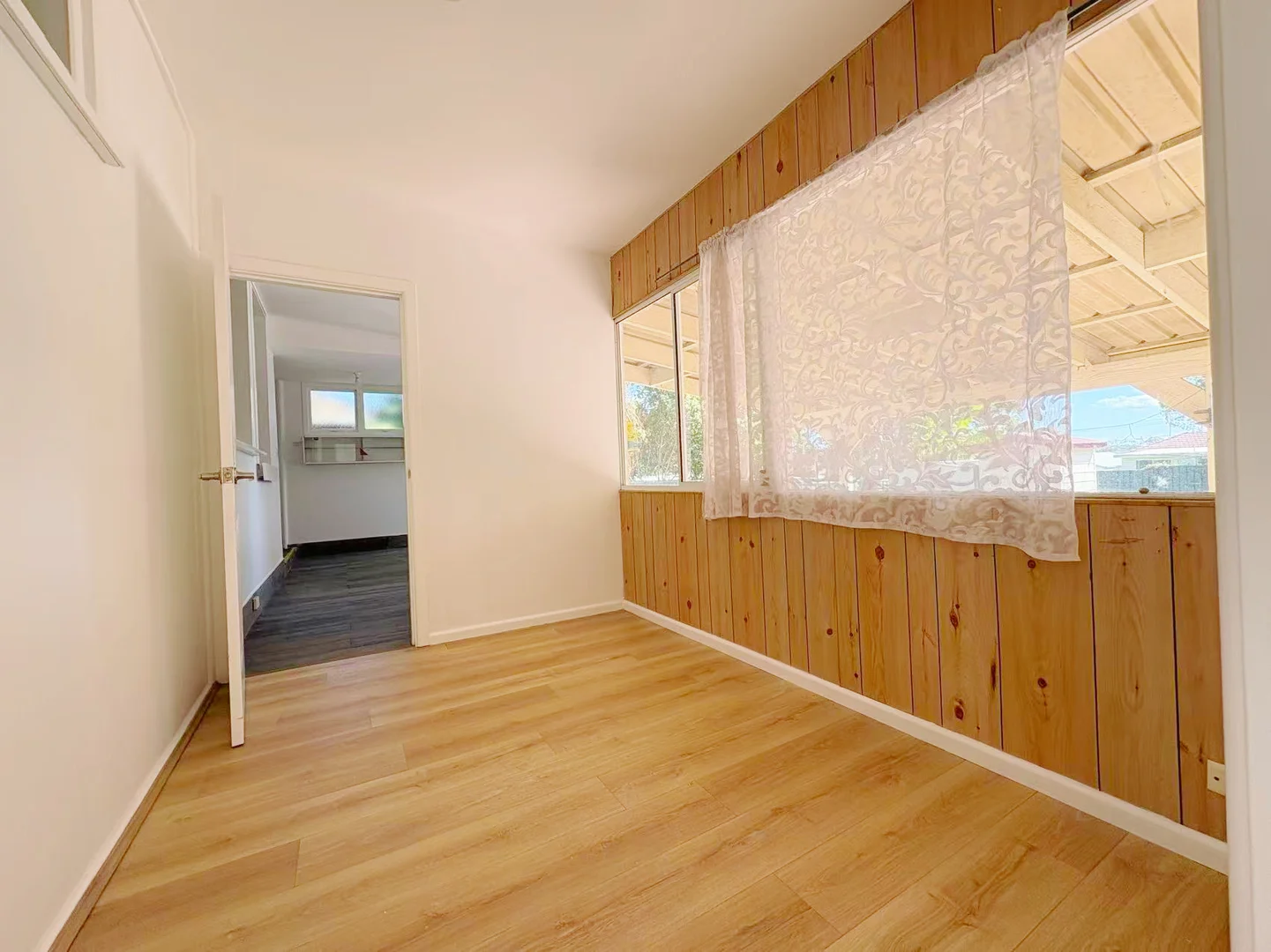 Additional image 6 of 20 English St, Glenfield NSW 2167