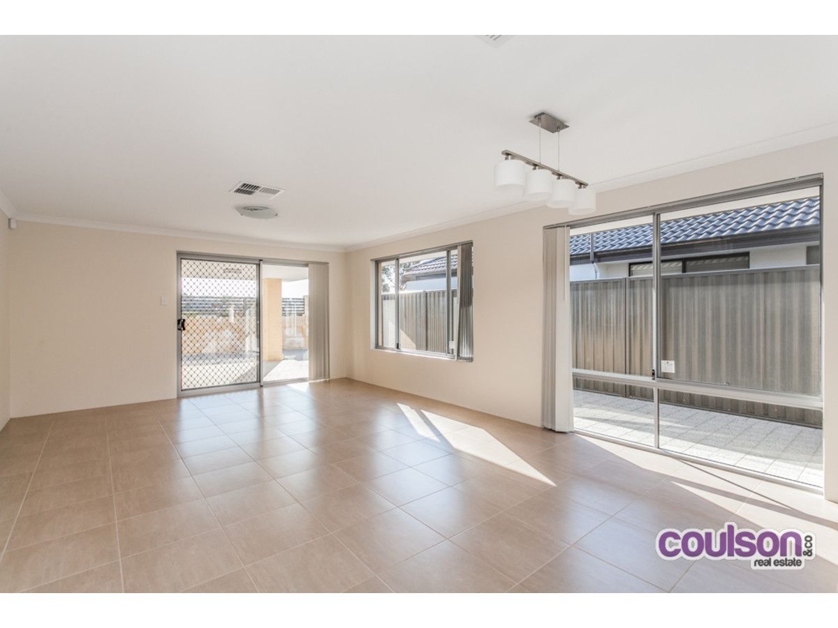 25 Strathallen Street, Baldivis WA 6171, Image 2