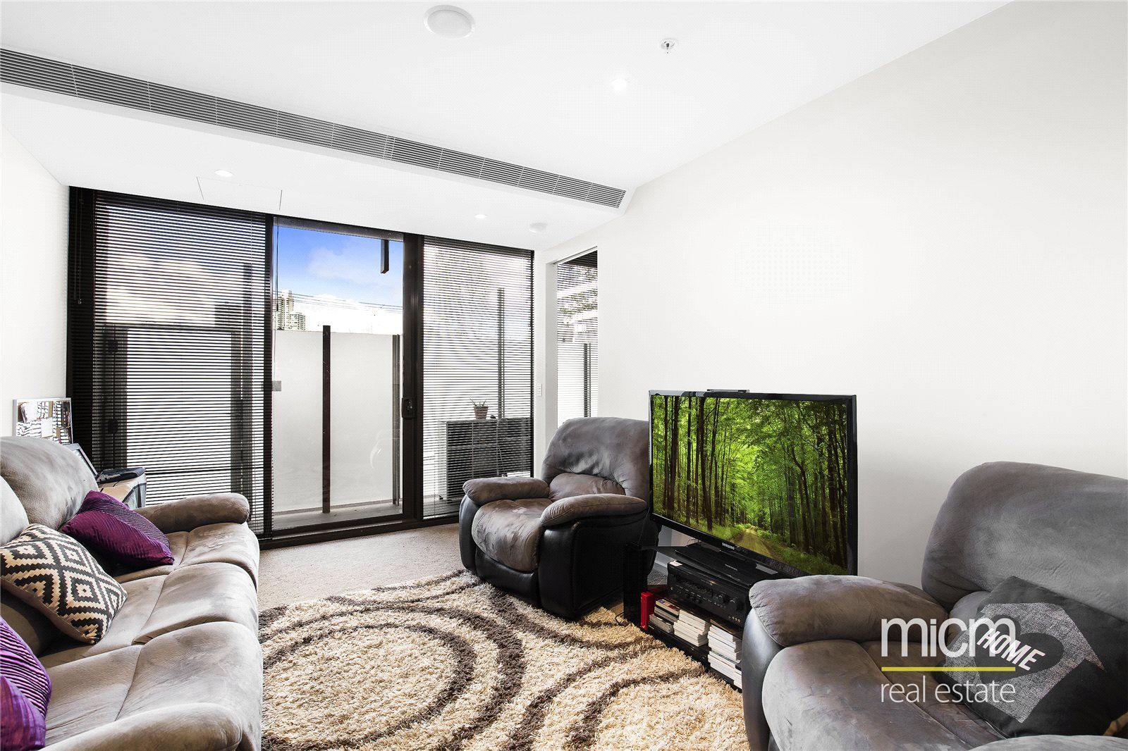 2 bedrooms Apartment / Unit / Flat in 1/110 Kavanagh Street SOUTHBANK VIC, 3006