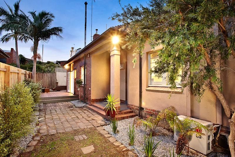 26a Ross Street, Elsternwick VIC 3185, Image 2