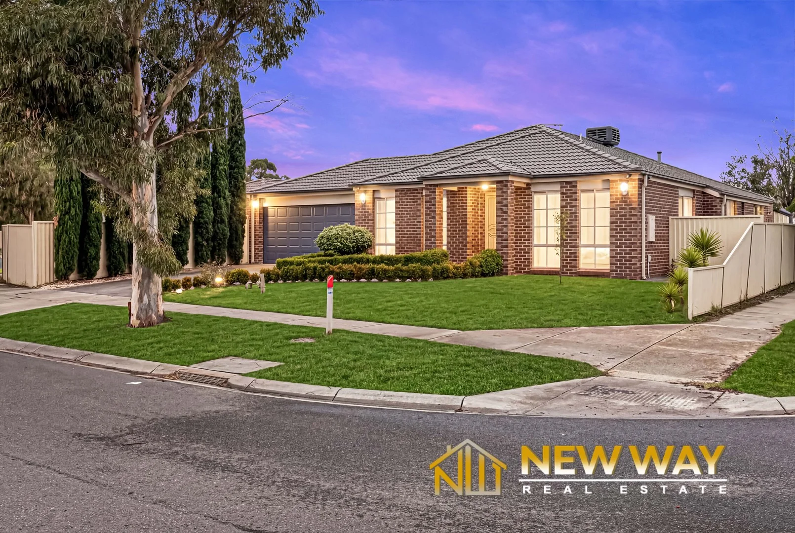 Primary image of 33 Viola Avenue, Pakenham VIC 3810
